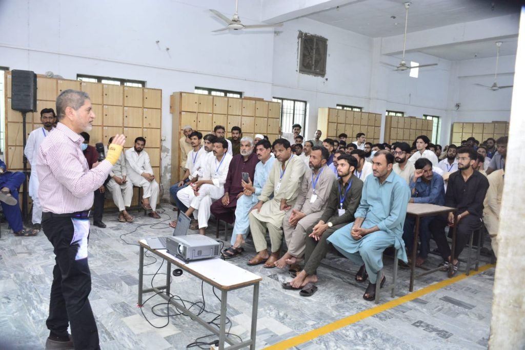 LDF public awareness session and free screening camp at Sadaqat Corporation, Faisalabad, 28 August 2026 (photo 22)