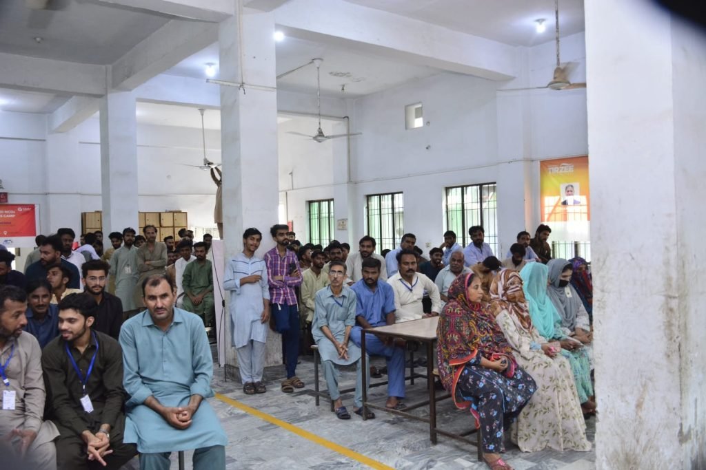 LDF public awareness session and free screening camp at Sadaqat Corporation, Faisalabad, 28 August 2026 (photo 34)