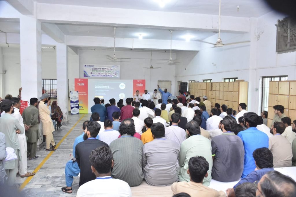 LDF public awareness session and free screening camp at Sadaqat Corporation, Faisalabad, 28 August 2026 (photo 37)
