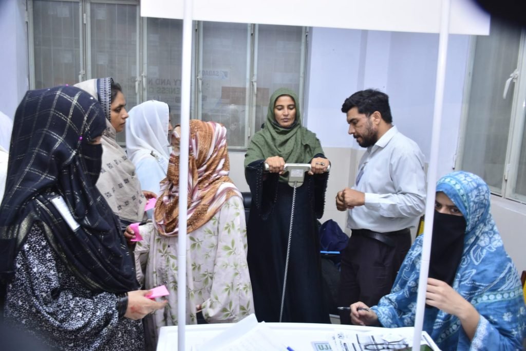 LDF public awareness session and free screening camp at Sadaqat Corporation, Faisalabad, 28 August 2026 (photo 36)